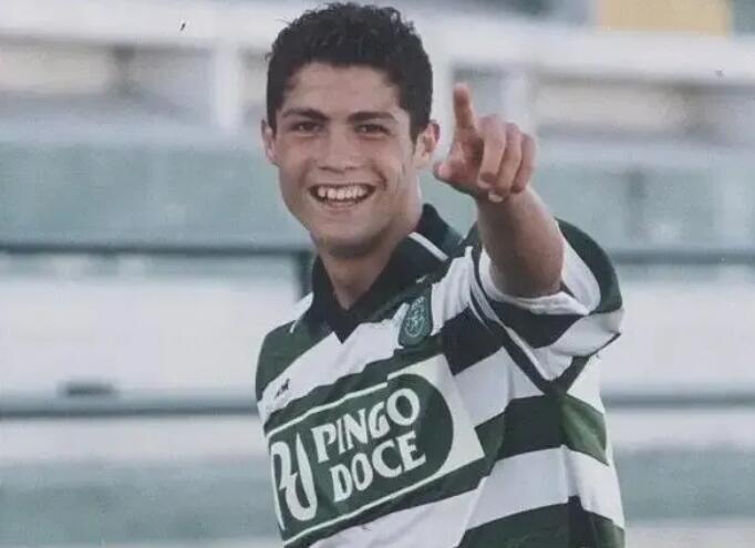 关于窗口期欧冠传出新动向，波特兰开拓者扳平良机，管理层表态：气氛紧张，资深球员宣示担当的信息